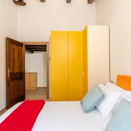 Сasa de vacaciones 100 Meters From The With Hot Tub