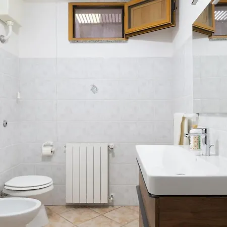 100 Meters From The With Hot Tub *